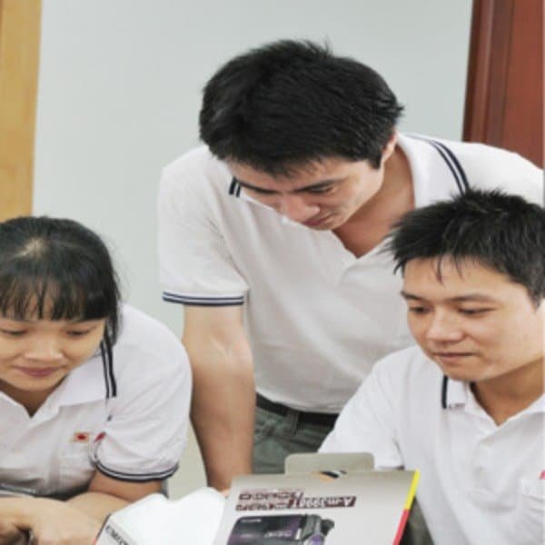 Klong Packaging team group photo showing staff at the factory
