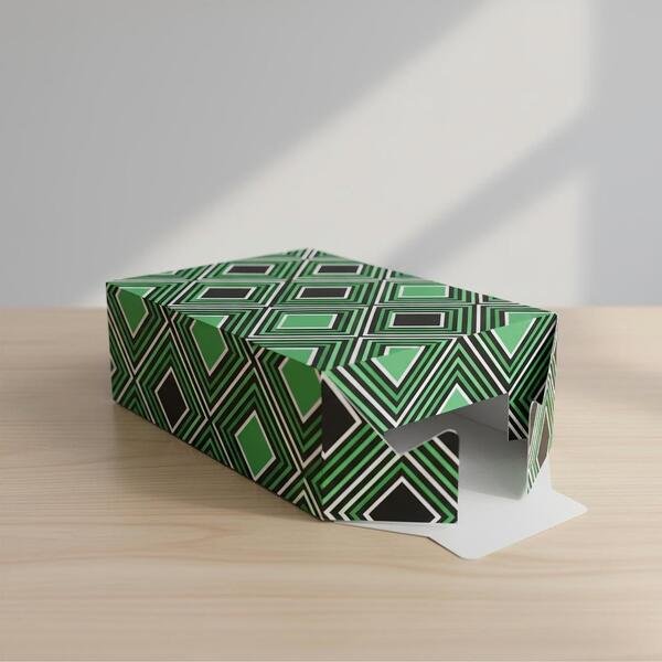 Tuck Top Snap-Lock Bottom folding carton with manual three-step locking bottom.